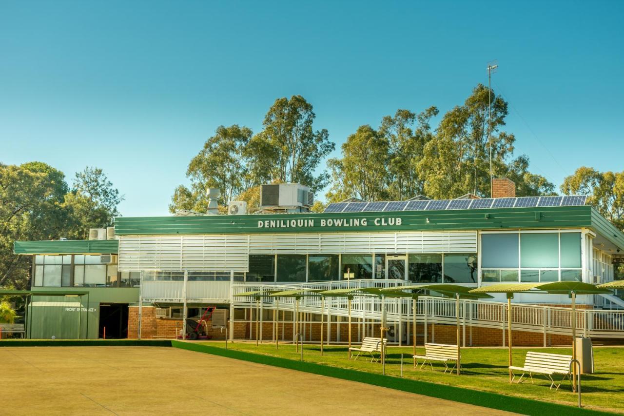 Deniliquin Country Club Motor Inn Buitenkant foto