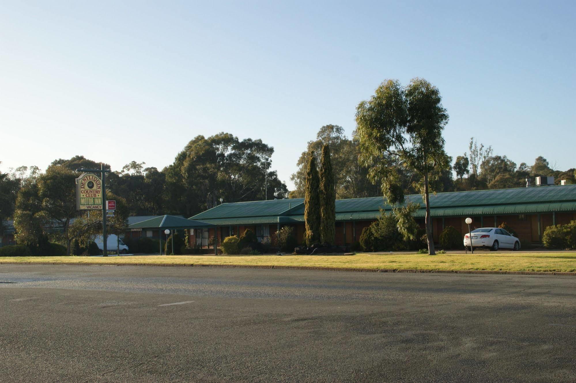 Deniliquin Country Club Motor Inn Buitenkant foto